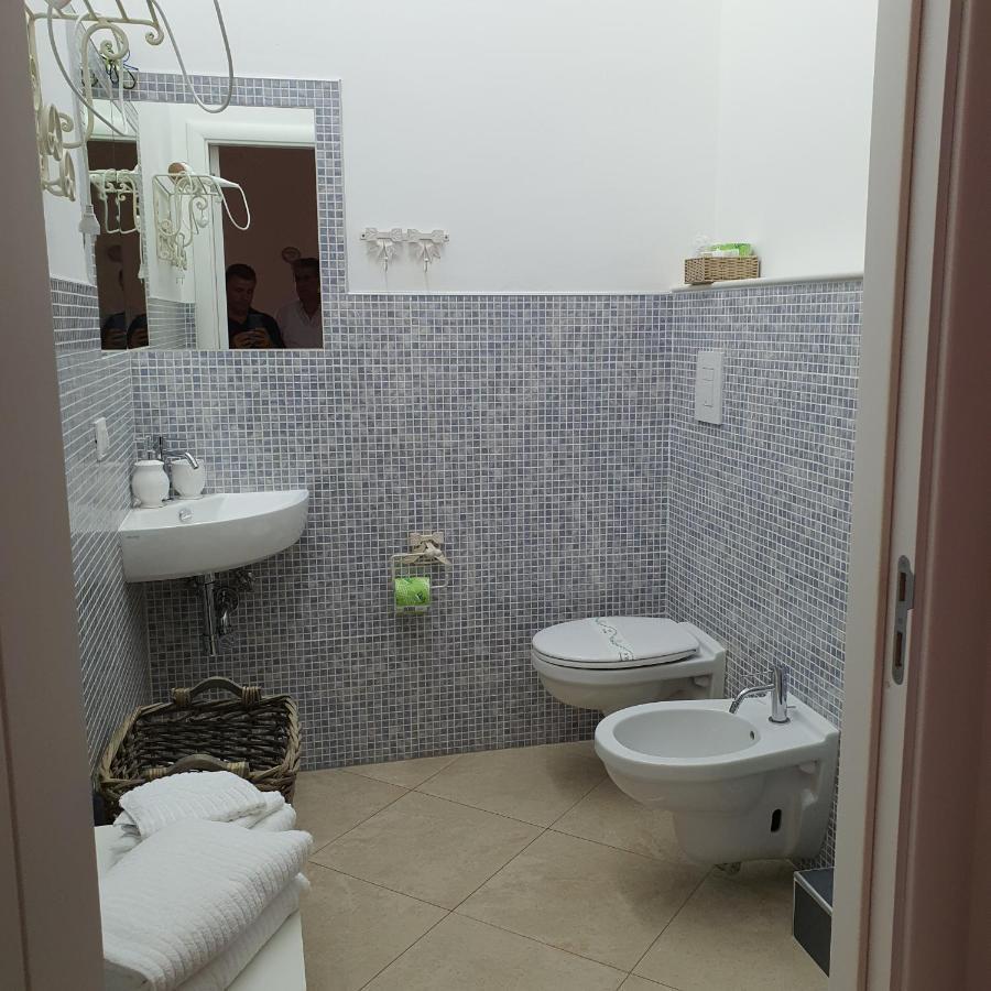 White Suite Polignano 08 Полиньяно-а-Маре Экстерьер фото